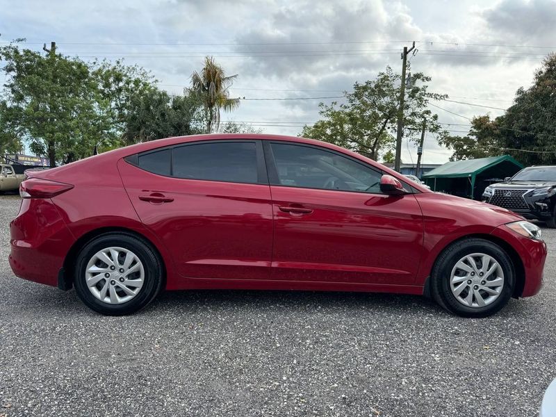 2017 Hyundai Elantra  - $12500