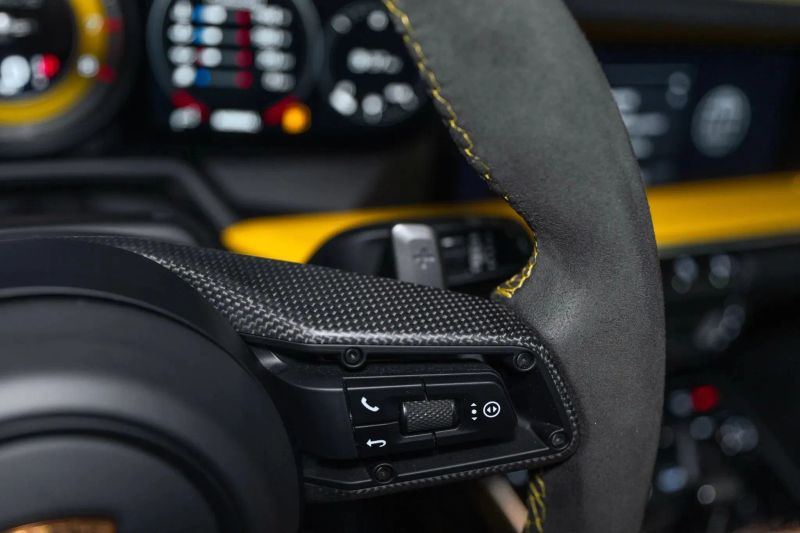 https://imagesdl.dealercenter.net/800/600/202507-ca1ba5b454754a7598db82340cebdb7e.jpg