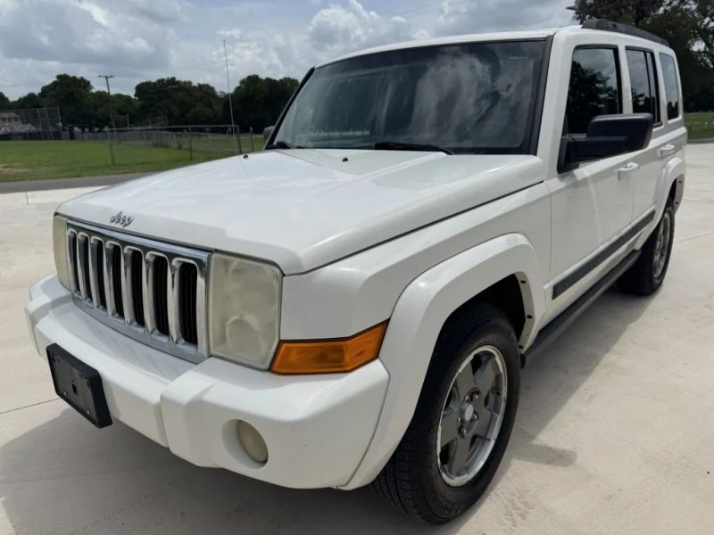 2008 Jeep Commander Sport