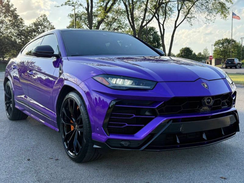 2022 Lamborghini Urus Base