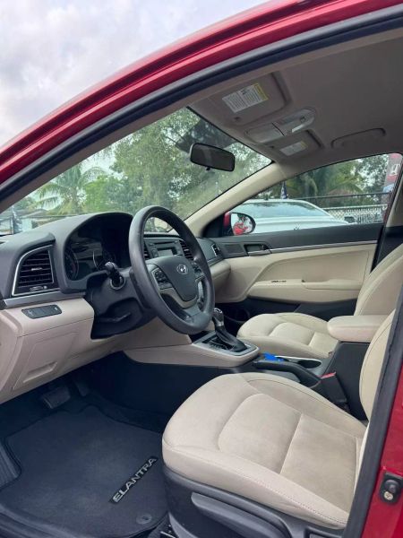 2017 Hyundai Elantra  - $12500