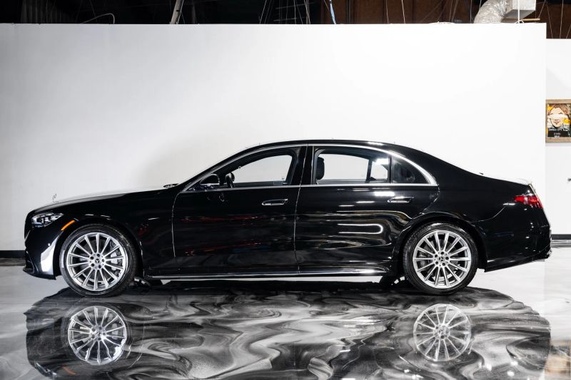 https://imagesdl.dealercenter.net/800/600/202507-d40a51b8c96c4a1ba0bf4c671f33c0e0.jpg