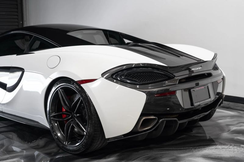 https://imagesdl.dealercenter.net/800/600/202507-ddd8b9a2f4024dddb5b1418b7c6265f9.jpg