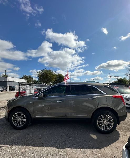 2017 Cadillac XT5  - $19900