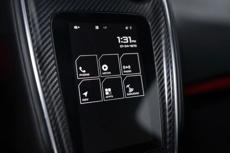 https://imagesdl.dealercenter.net/800/600/202507-e113c9c0c56e49dc8c12cad47606d790.jpg
