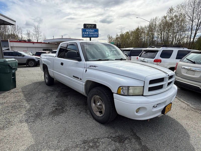 2001 Dodge Ram 1500 Base
