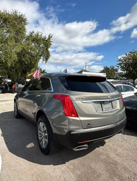2017 Cadillac XT5  - $19900