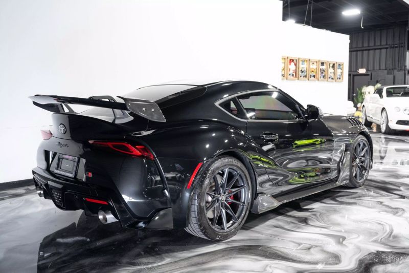 https://imagesdl.dealercenter.net/800/600/202507-ec7c655e9694412ba31568205ff4315f.jpg