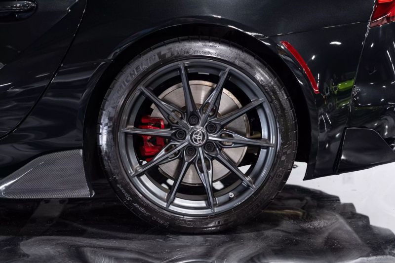 https://imagesdl.dealercenter.net/800/600/202507-edf373edbb0b46e295622ca5fa292886.jpg
