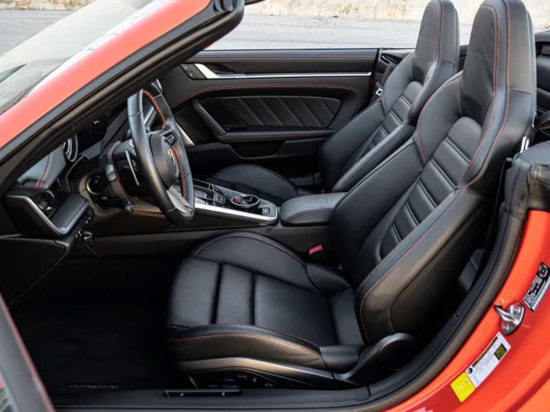 https://imagesdl.dealercenter.net/800/600/202507-f17eb0ab2ed344409ae98276bdf815ba.jpg