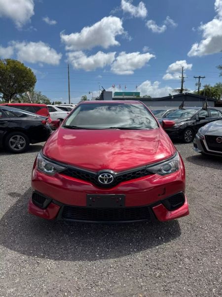 2017 Toyota Corolla  - $13900