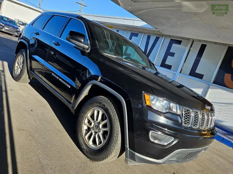 2019 Jeep Grand Cherokee Laredo