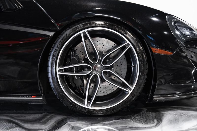 https://imagesdl.dealercenter.net/800/600/202507-fe5b2c1ac8a5413f8b122f029f47d901.jpg