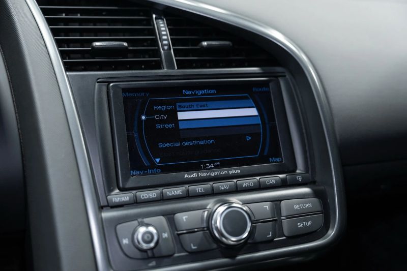 https://imagesdl.dealercenter.net/800/600/202508-021096165cdc424cbde36408115b0b7d.jpg