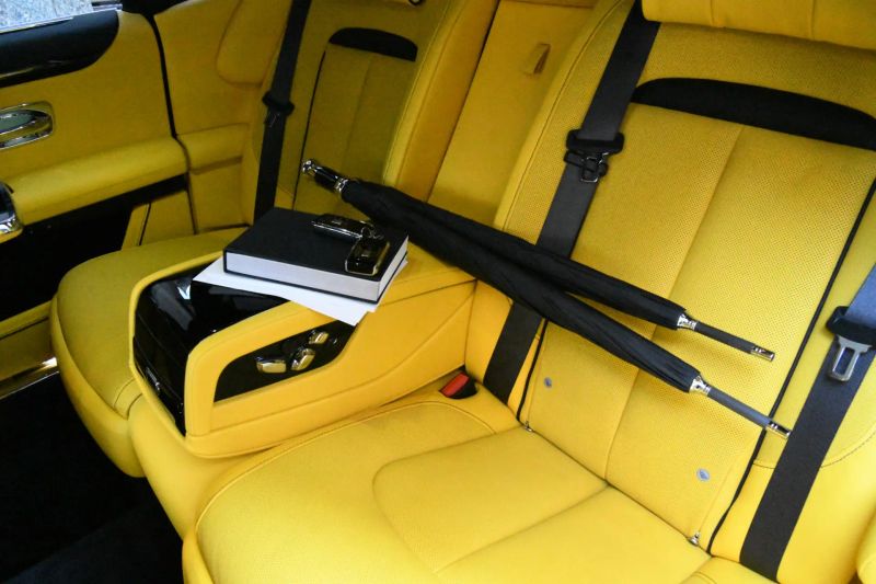 https://imagesdl.dealercenter.net/800/600/202508-081d87aa35124d4fad928e45c4735587.jpg