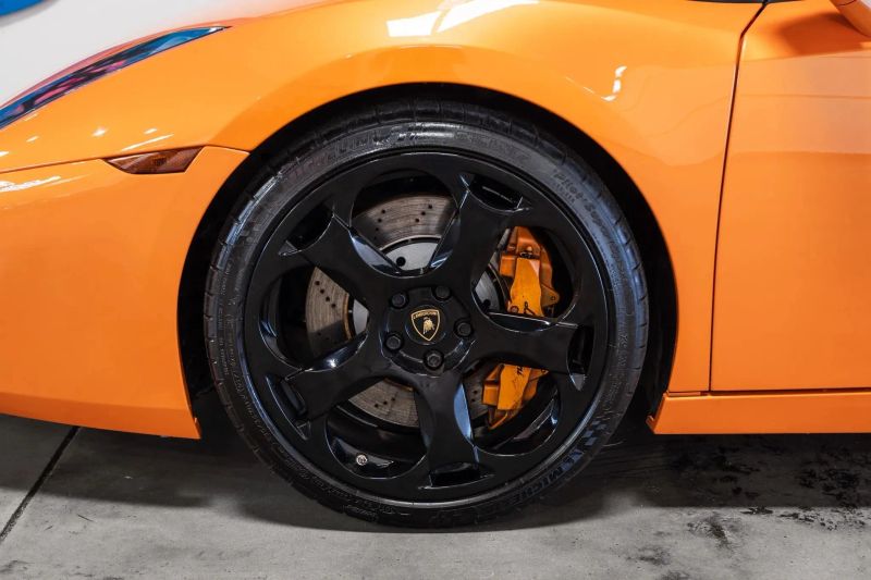 https://imagesdl.dealercenter.net/800/600/202508-085004e9380f4c48b92b0798001d4ad9.jpg