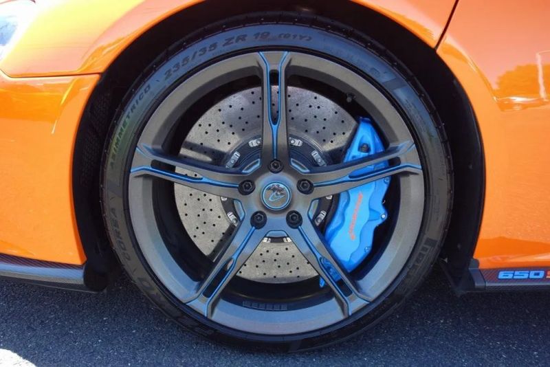 https://imagesdl.dealercenter.net/800/600/202508-0925f40e4fd84b7d8698467af4142c1c.jpg