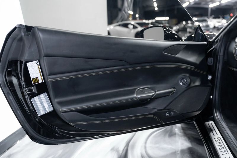 https://imagesdl.dealercenter.net/800/600/202508-0a4311eb50df43618d1be9045da56775.jpg