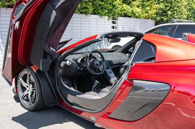 https://imagesdl.dealercenter.net/800/600/202508-0b35a478b2a94fd3a8a4fbd5e4870bf2.jpg