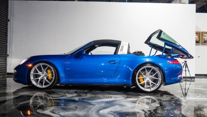 https://imagesdl.dealercenter.net/800/600/202508-104b230edcd64b02ab54679b5dc1ad53.jpg