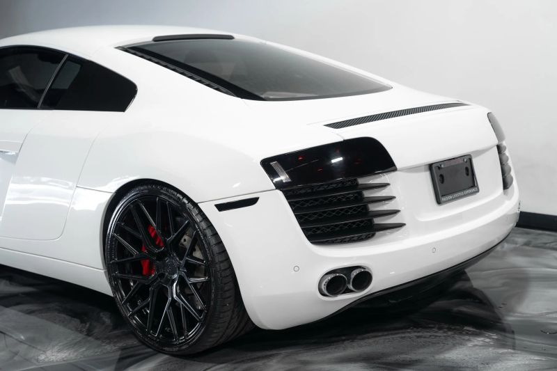 https://imagesdl.dealercenter.net/800/600/202508-11ff93a3c5ad4ad0a7af8320f069fba5.jpg
