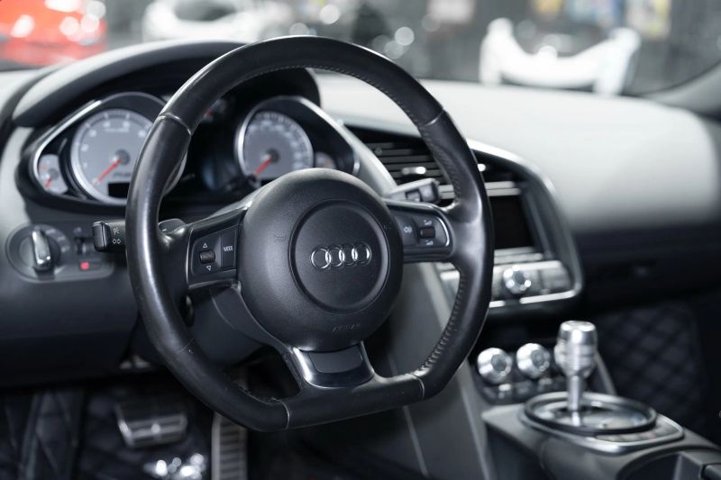 https://imagesdl.dealercenter.net/800/600/202508-170b3843bed144648217ceed8822cb64.jpg