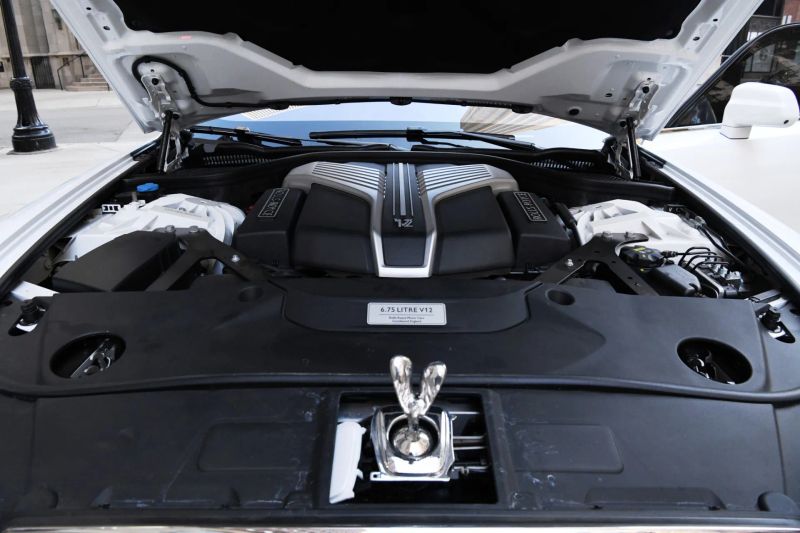 https://imagesdl.dealercenter.net/800/600/202508-198b42a8ff6c4b23adeeaf00acbc7ad2.jpg