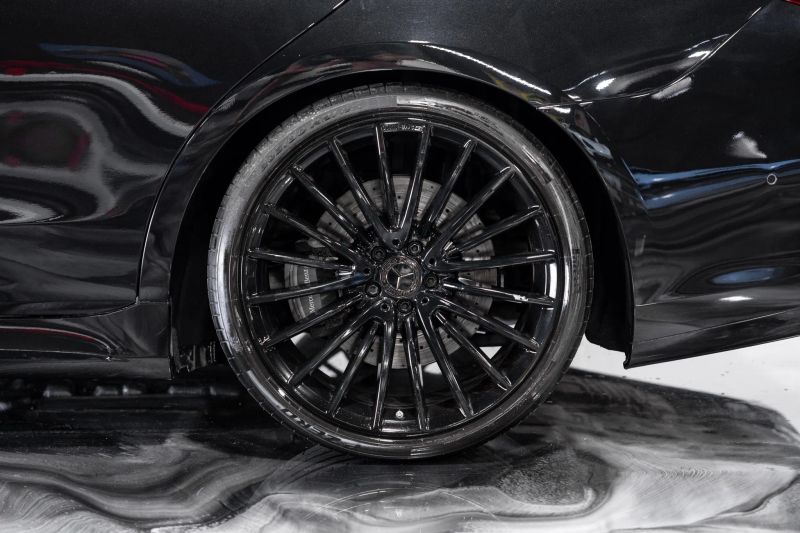https://imagesdl.dealercenter.net/800/600/202508-19a6347a57594c19a8653b55ee81913f.jpg
