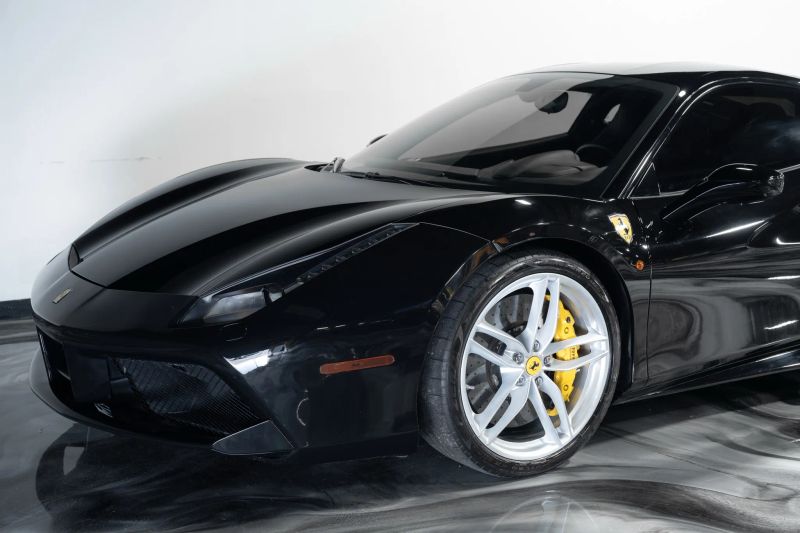 https://imagesdl.dealercenter.net/800/600/202508-19c34d7283b8467bb7cfa018062c8a10.jpg