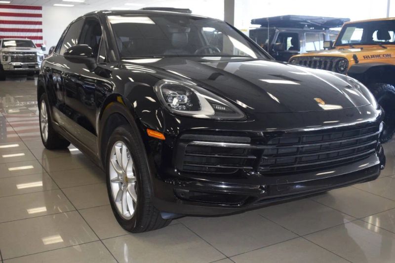 2021 Porsche Cayenne Base