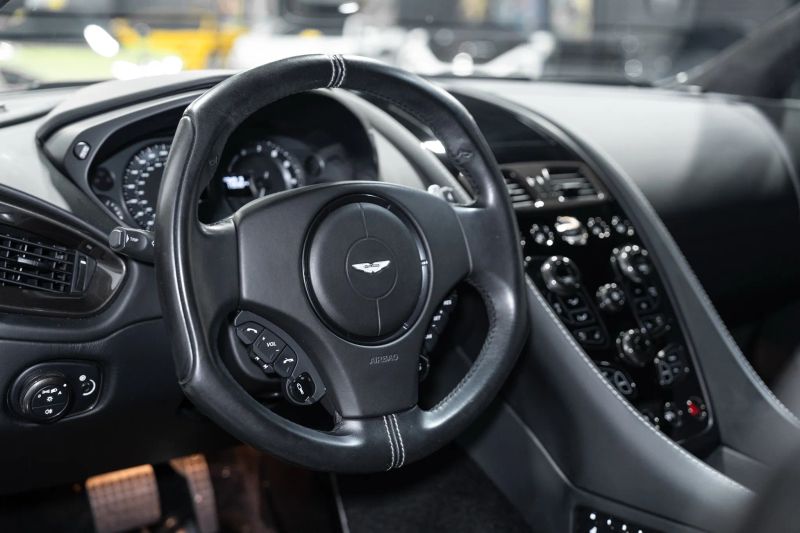 https://imagesdl.dealercenter.net/800/600/202508-20c20d3402f64c309114cf908d259835.jpg