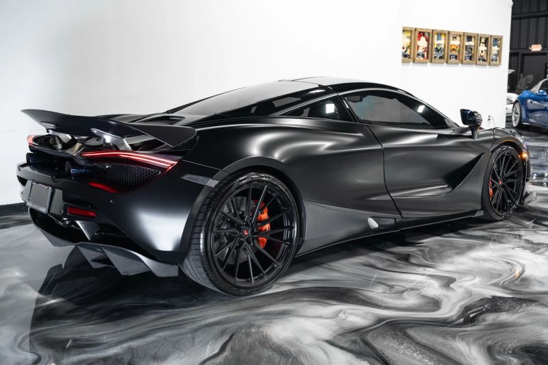 https://imagesdl.dealercenter.net/800/600/202508-27b60e7786984429b84e89586362565c.jpg