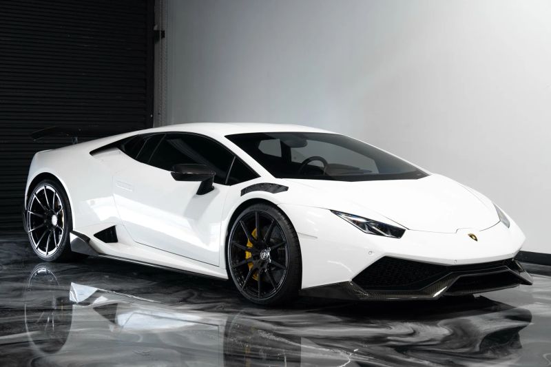 https://imagesdl.dealercenter.net/800/600/202508-307a9f4d2aa7499e9a21418f18750170.jpg