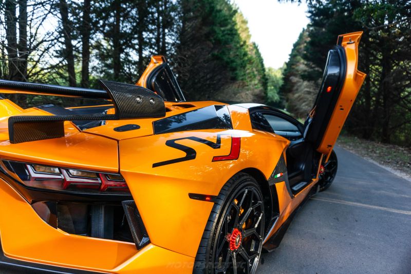 https://imagesdl.dealercenter.net/800/600/202508-32cceae4bbff4789a1c126fbc49d2130.jpg