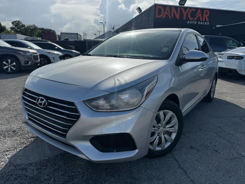 2022 Hyundai Accent SE