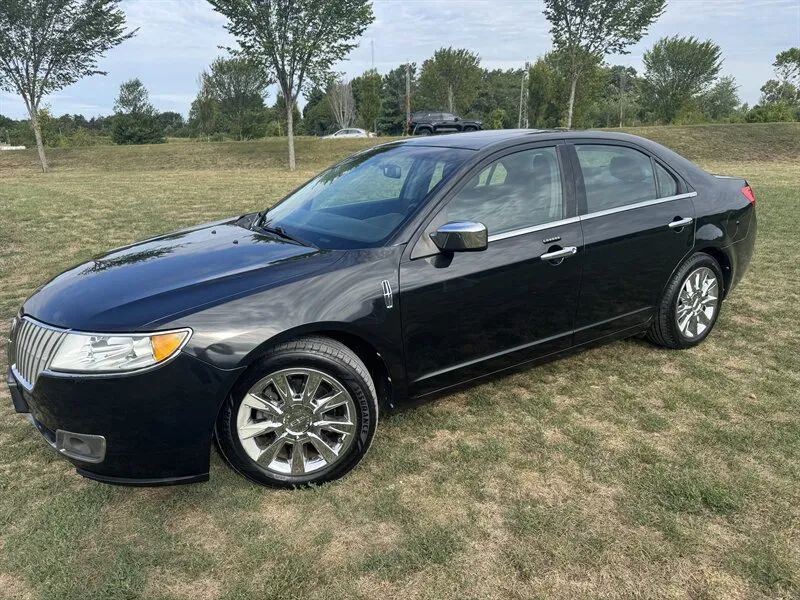 2012 Lincoln MKZ Base