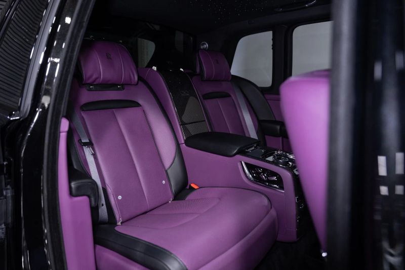https://imagesdl.dealercenter.net/800/600/202508-4510f84c9a1641659de349eef43de668.jpg