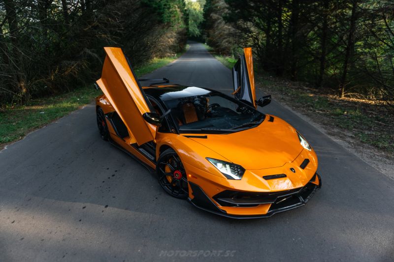 https://imagesdl.dealercenter.net/800/600/202508-48904f81f10d478086508fc7fccb3d6b.jpg