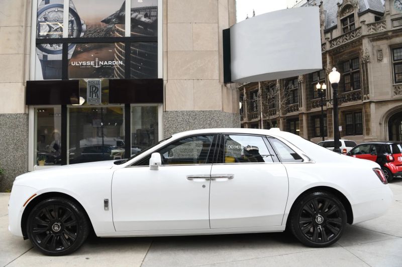 https://imagesdl.dealercenter.net/800/600/202508-4a37540de262434280798e5f3d813240.jpg
