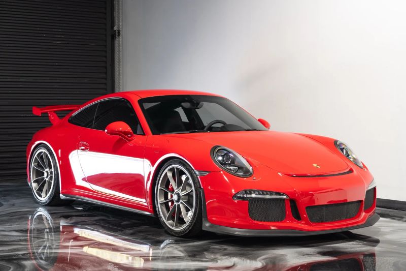 https://imagesdl.dealercenter.net/800/600/202508-4a716332fd804c5399e6050882ff291d.jpg