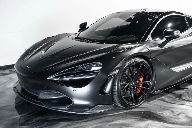 https://imagesdl.dealercenter.net/800/600/202508-4b64e2a13a804250aed3a16df3ee2048.jpg