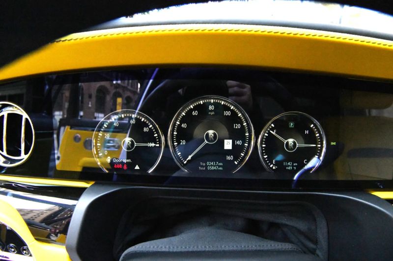 https://imagesdl.dealercenter.net/800/600/202508-4d7393dbafb6436e8db855613da81d99.jpg