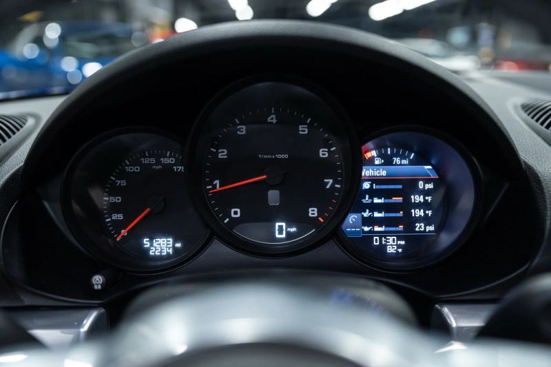 https://imagesdl.dealercenter.net/800/600/202508-57bf821479b746878c27953f4adce23b.jpg