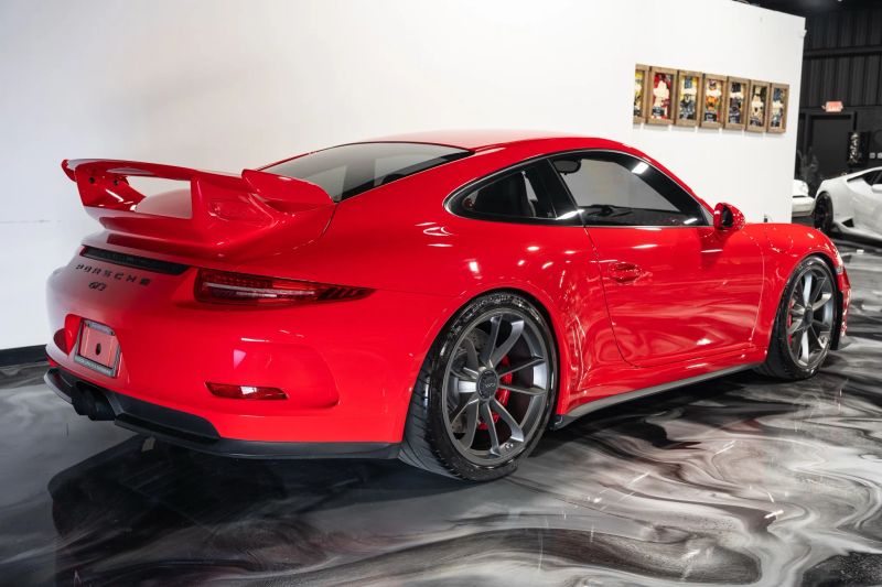 https://imagesdl.dealercenter.net/800/600/202508-587caa759eac446dbc6424831bd3c727.jpg
