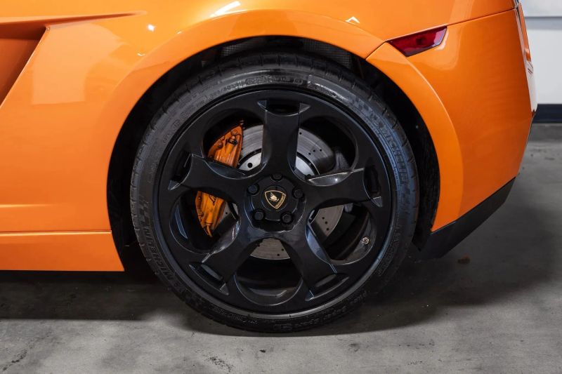 https://imagesdl.dealercenter.net/800/600/202508-5ac1bba3bd604fc2b361e29d447b8f21.jpg