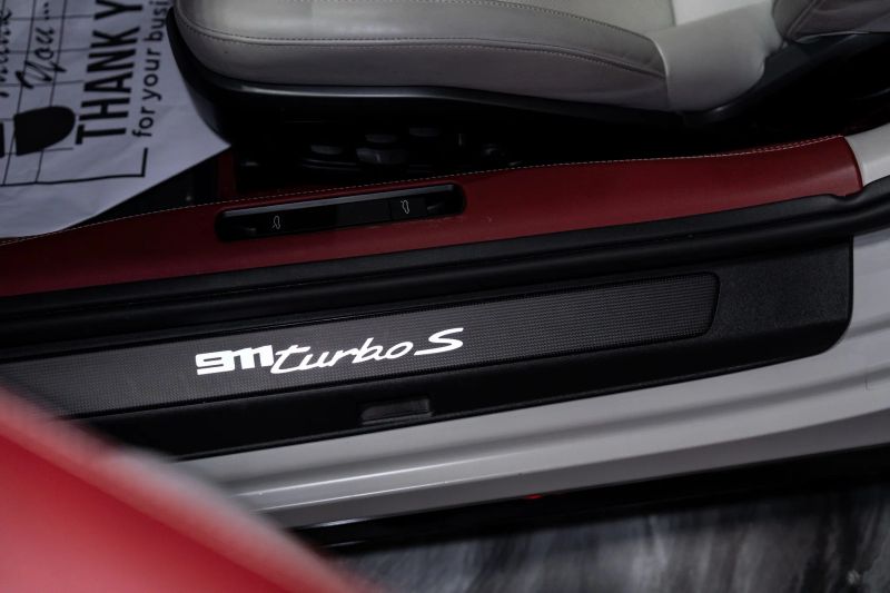 https://imagesdl.dealercenter.net/800/600/202508-63e705d230e643c0924f674e74ec2554.jpg