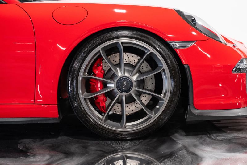 https://imagesdl.dealercenter.net/800/600/202508-64ed3f4b1b194b0db0d451aff65044b0.jpg