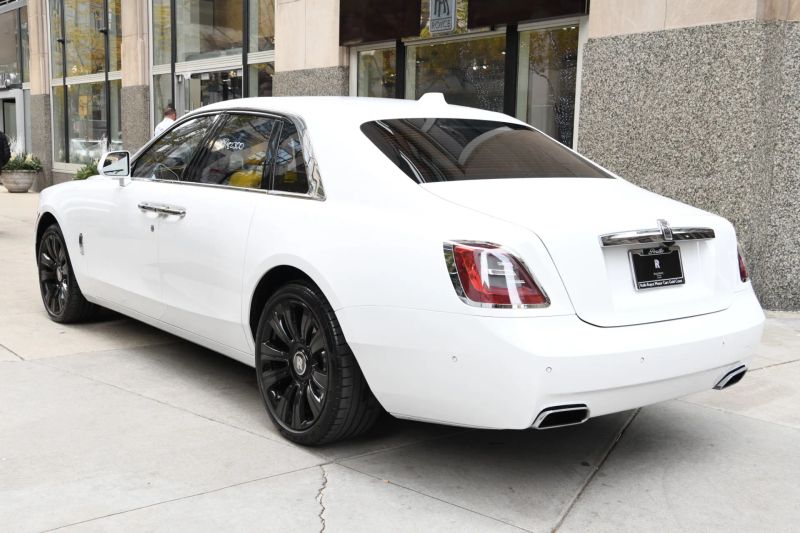 https://imagesdl.dealercenter.net/800/600/202508-69109c45f0284c1999779230b2de0a93.jpg