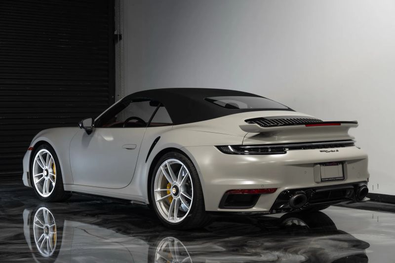 https://imagesdl.dealercenter.net/800/600/202508-6b0bf7feae9d47818dba273985d16ccb.jpg