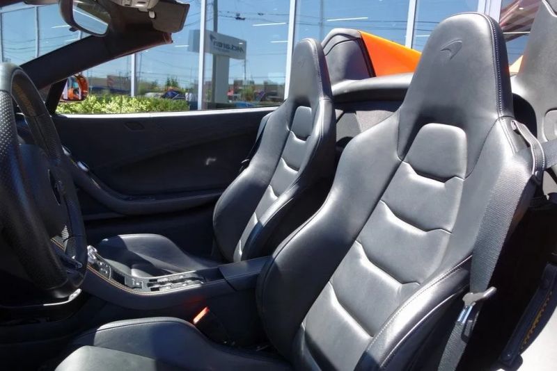 https://imagesdl.dealercenter.net/800/600/202508-6cb598dbf10c4939b4b529612a0d878a.jpg
